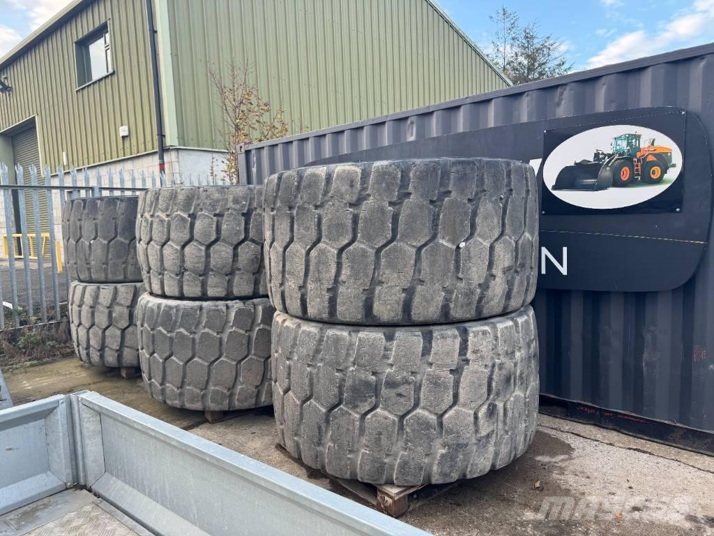 Develon DA 45 Dæk, hjul og fælge