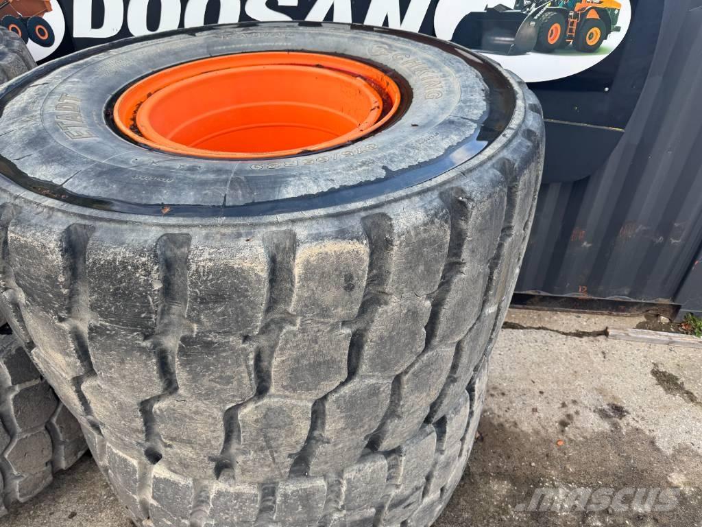 Develon DA 45 Dæk, hjul og fælge