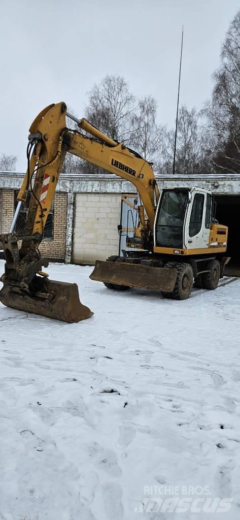 Liebherr A 900 C Gravemaskiner på hjul