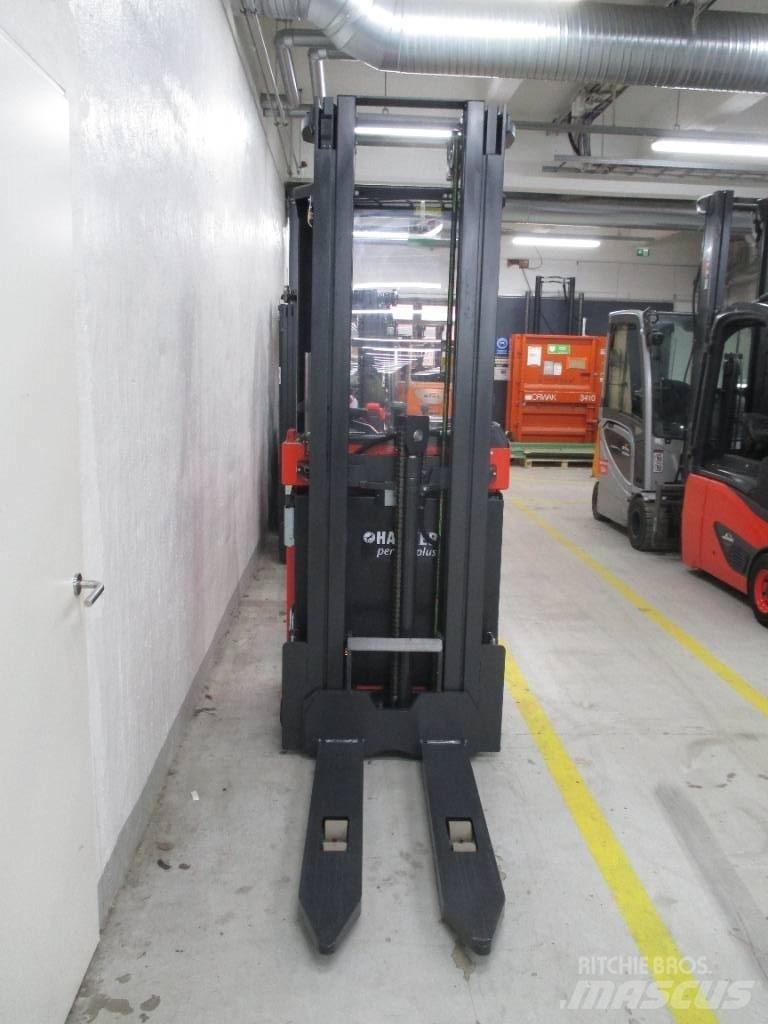 Linde L1600 TTFYS Selvkørende stablere