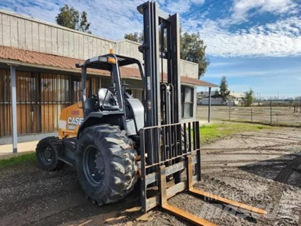 CASE 586H Terrængående gaffeltruck
