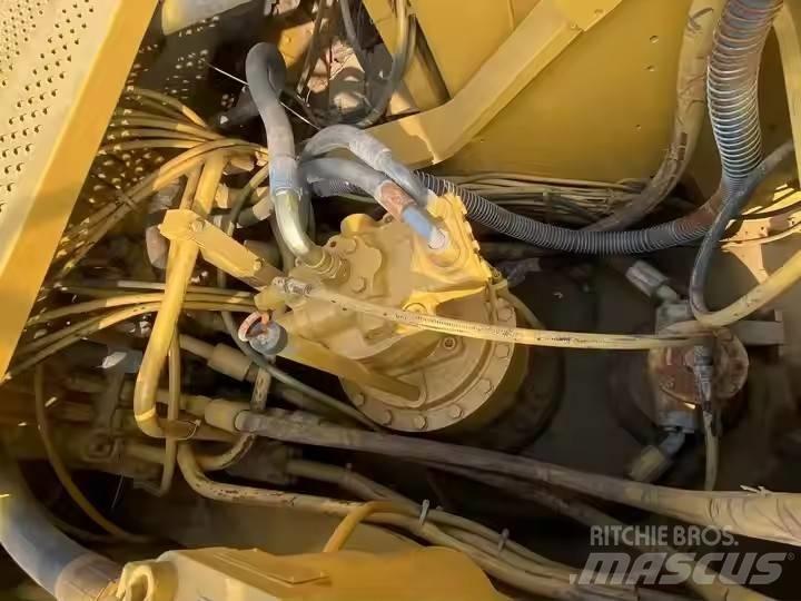 CAT CAT325B Gravemaskiner på larvebånd