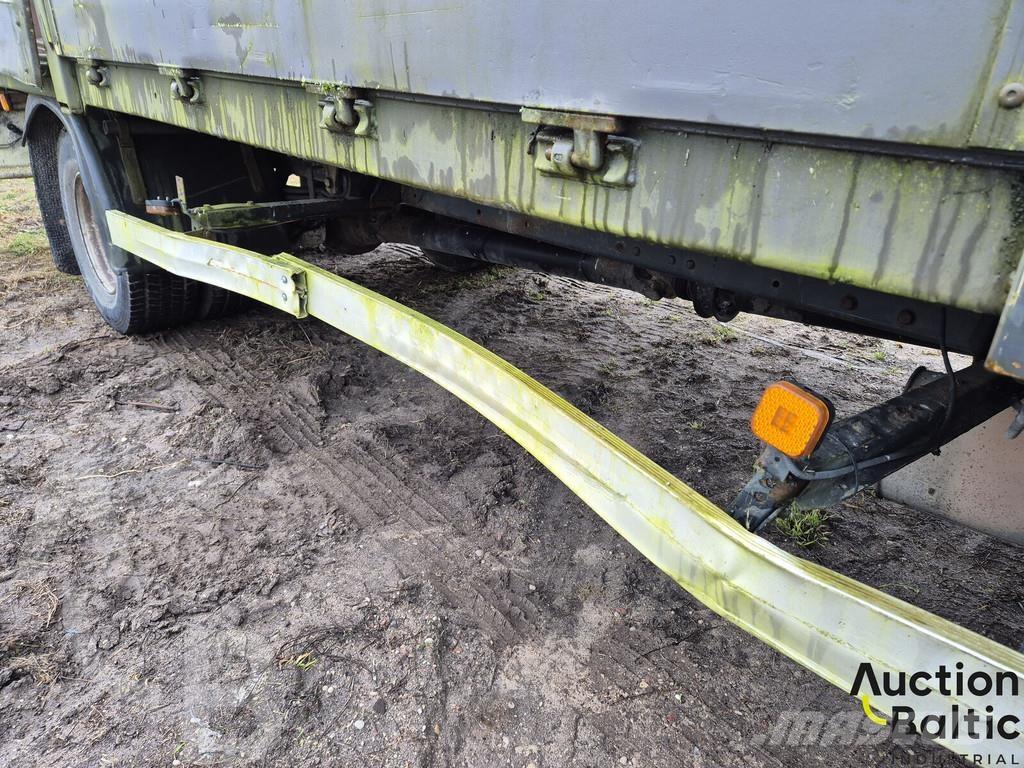 MAN LE 12.220 Lastbil med lad/Flatbed