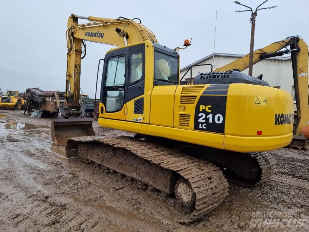 Komatsu PC 210-8 Gravemaskiner på larvebånd