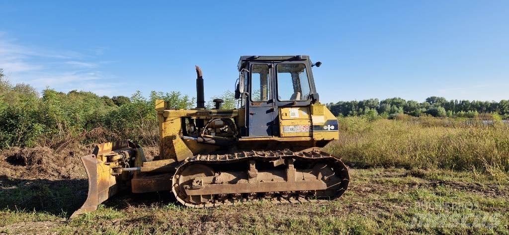 Komatsu D 58 E-1 Bulldozer på larvebånd