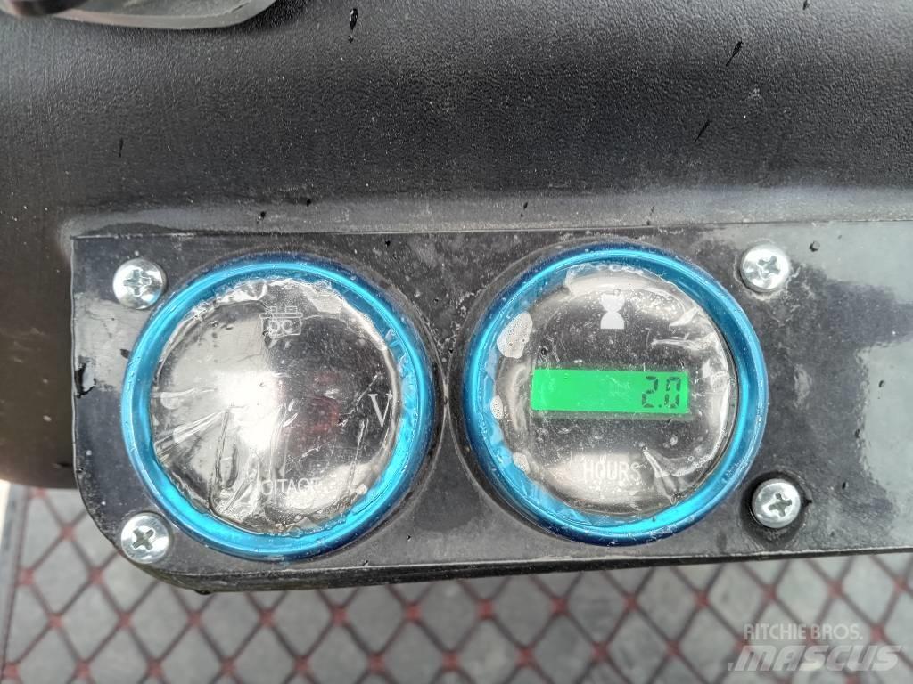 JPC HT 12 Minigravemaskiner