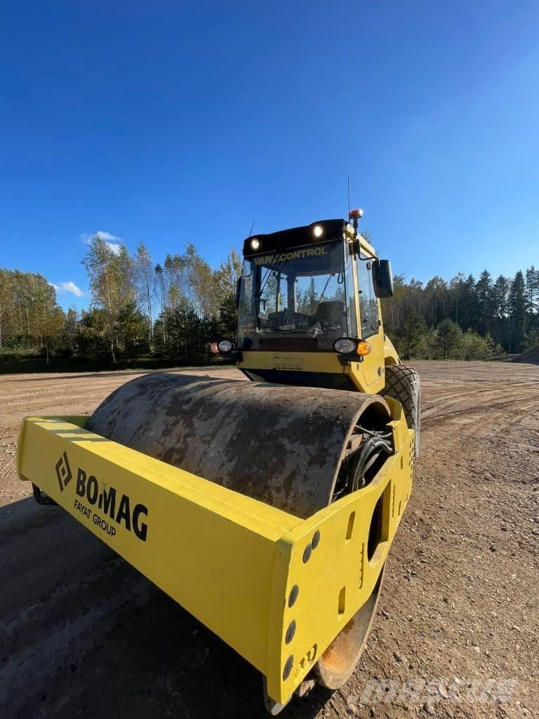 Bomag 213 DH-4 Enkelt tromle