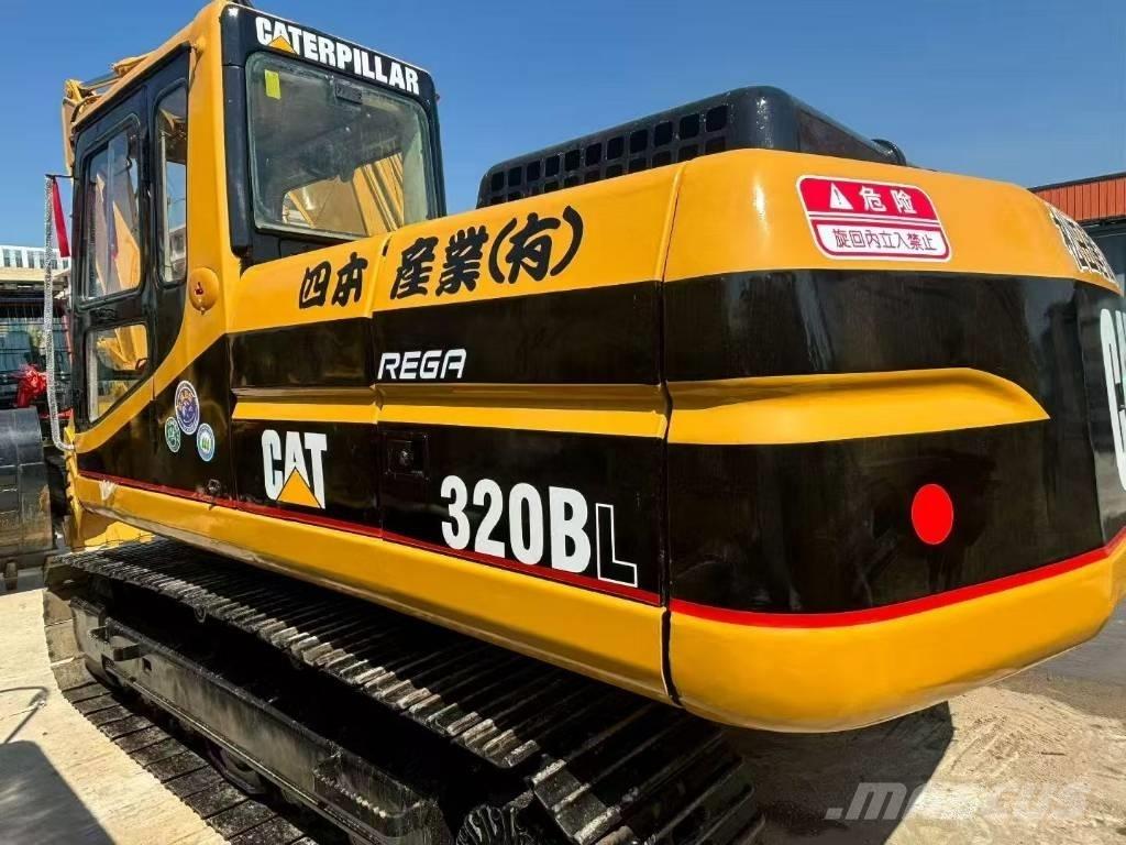 CAT 320 B L Gravemaskiner på larvebånd