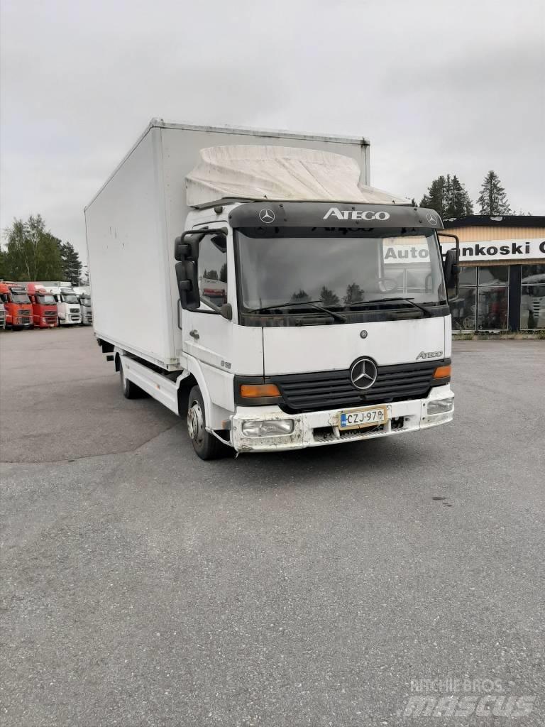 Mercedes-Benz 815 Fast kasse