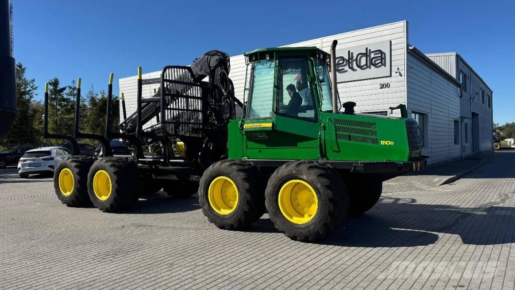 John Deere 1110 D Udkørselsmaskiner