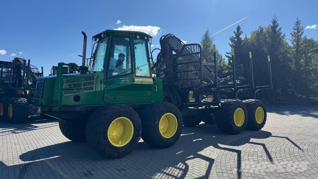 John Deere 1110 D Udkørselsmaskiner