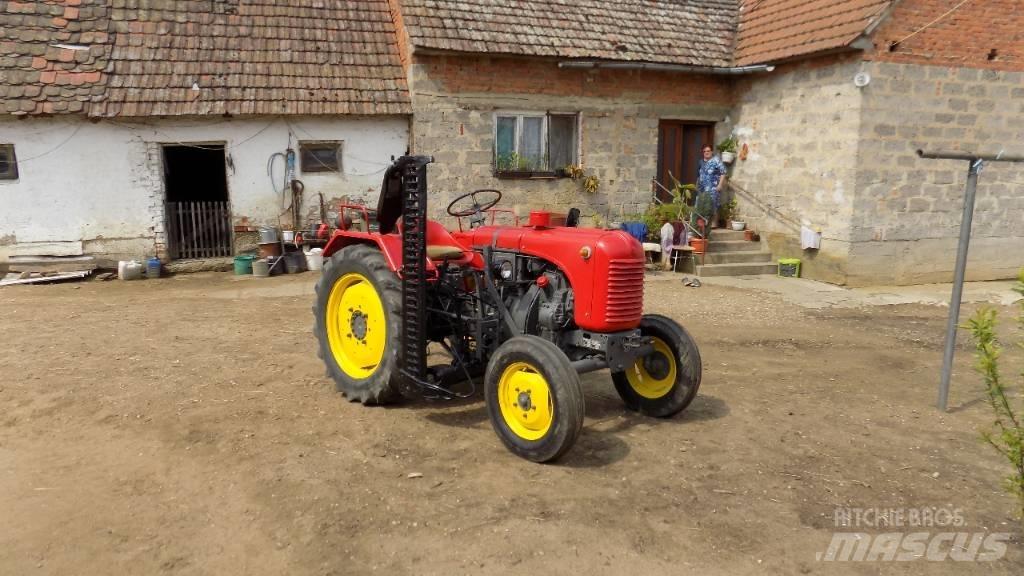 Steyr T 84 Traktorer