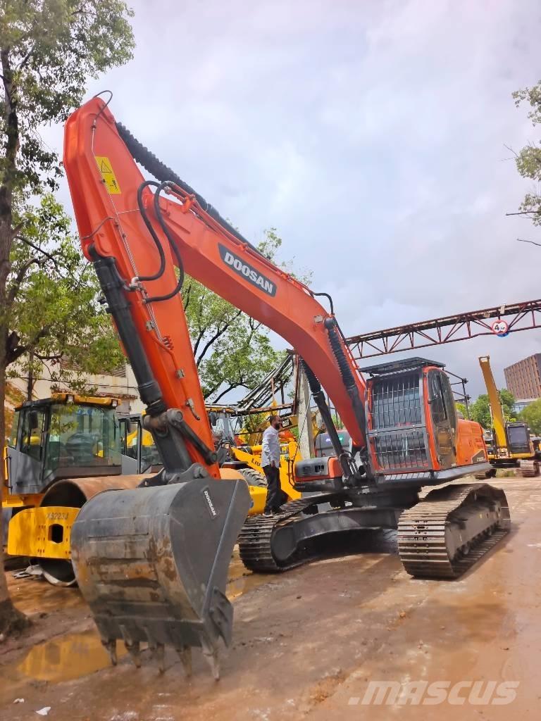Doosan DX 300LC-9C Gravemaskiner på larvebånd