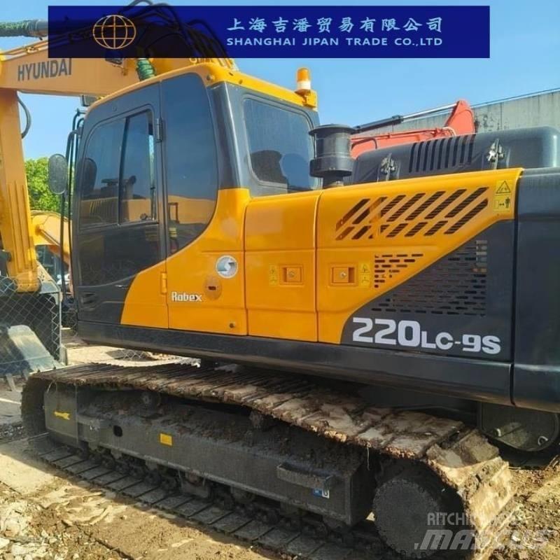 Hyundai R220 Midi-gravemaskiner 7t - 12t
