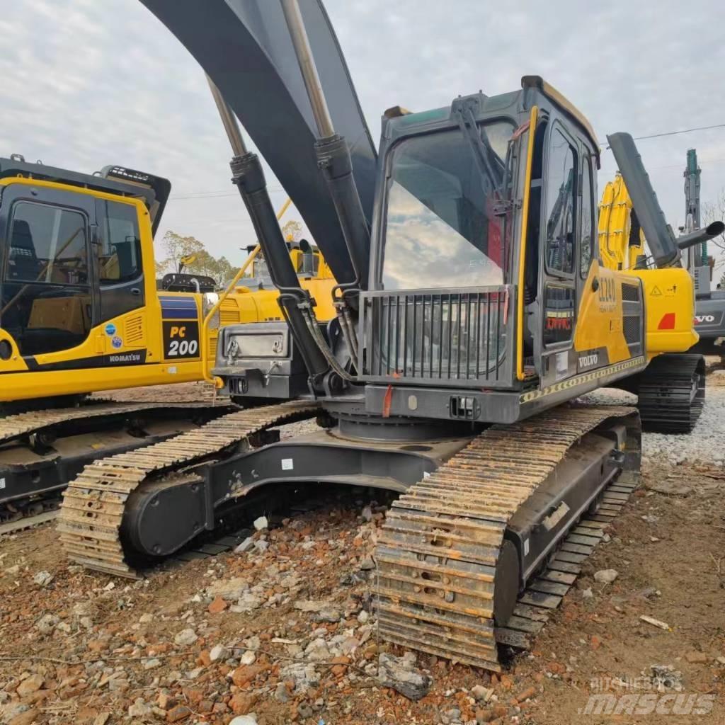 Volvo EC 240 Gravemaskiner på larvebånd