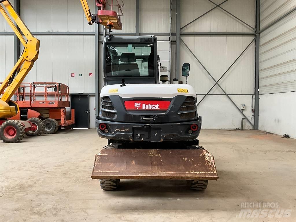 Bobcat E 57 W Gravemaskiner på hjul