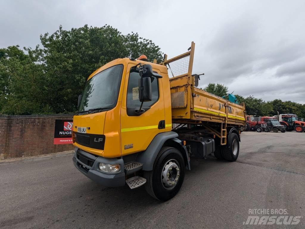 DAF LF 55.220 Lastbiler med tip