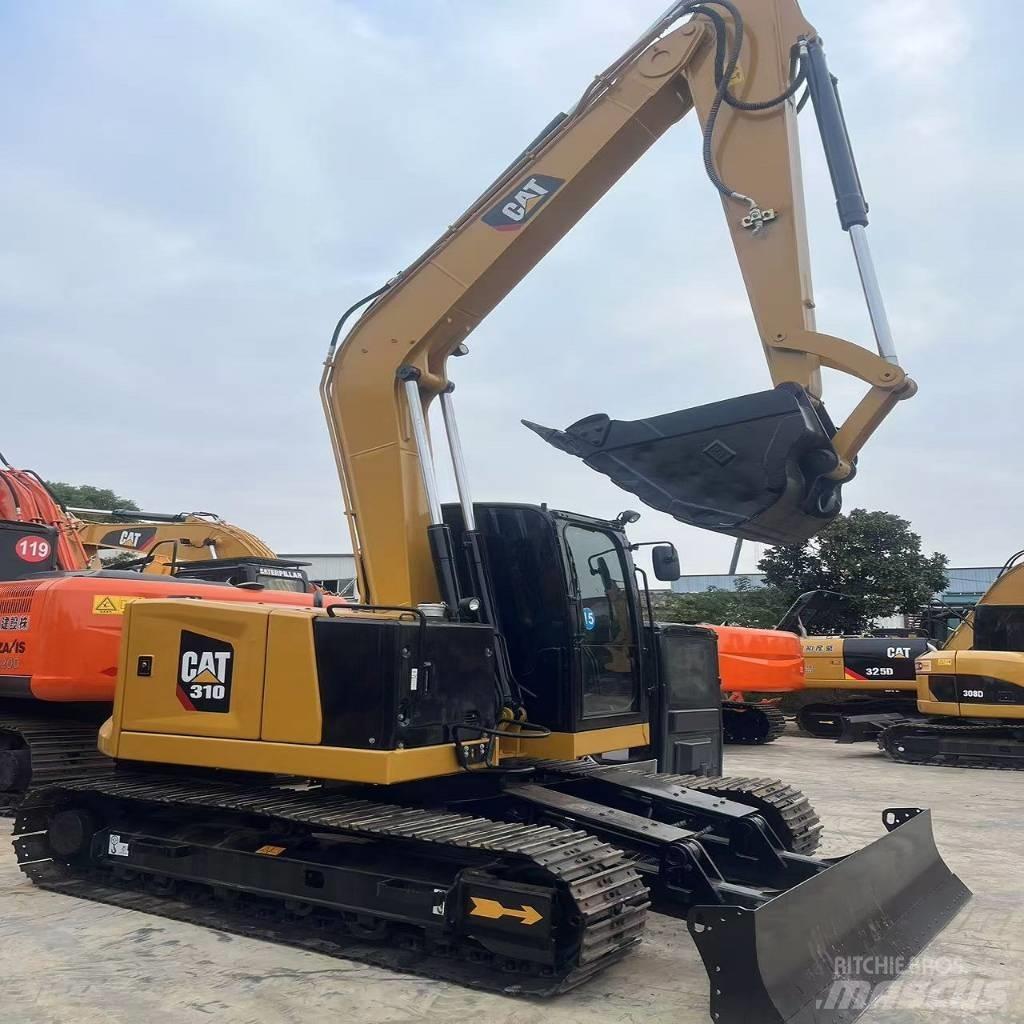 CAT 310 Gravemaskiner på larvebånd