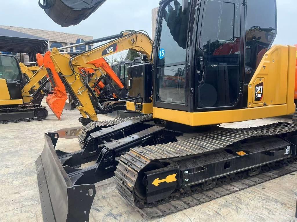 CAT 310 Gravemaskiner på larvebånd