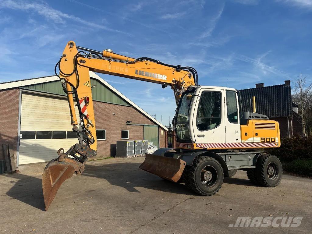 Liebherr A900 C Gravemaskiner på hjul