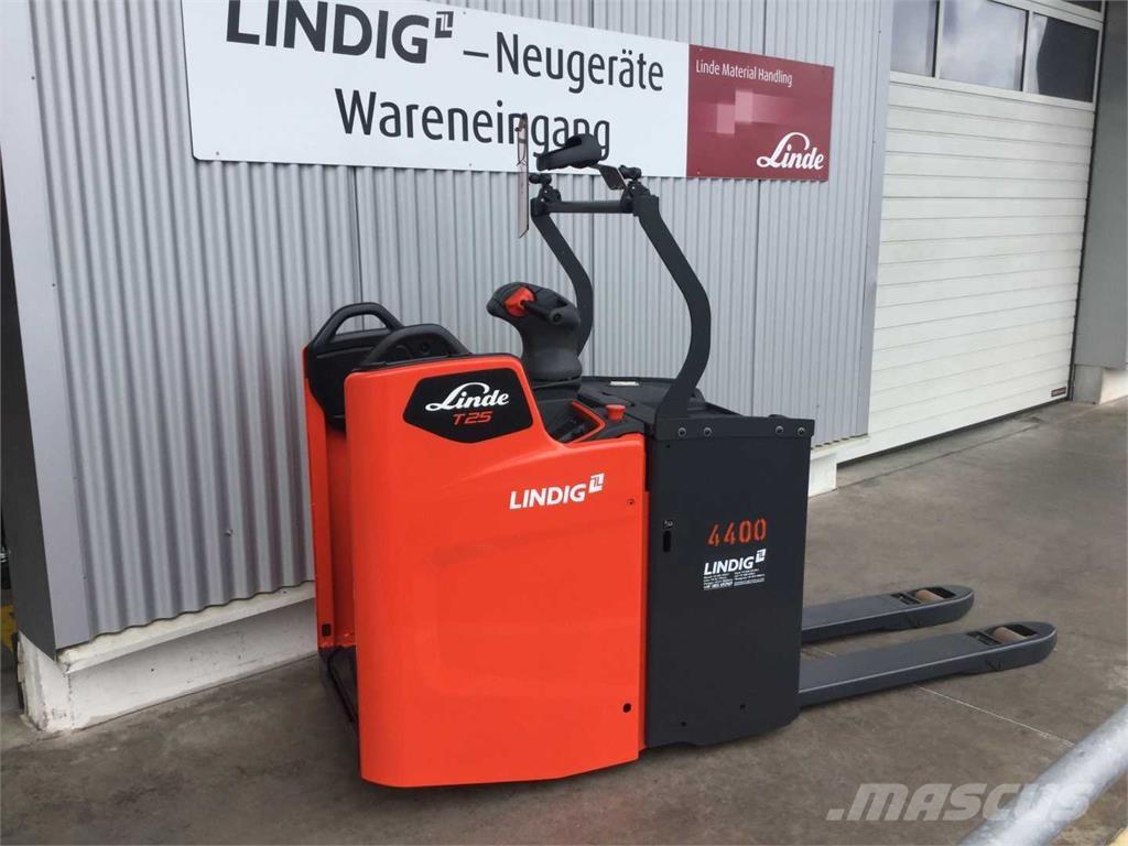 Linde T25FP Selvkørende stablere