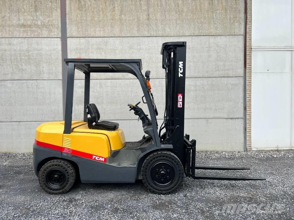 TCM FD30T3 Diesel gaffeltrucks