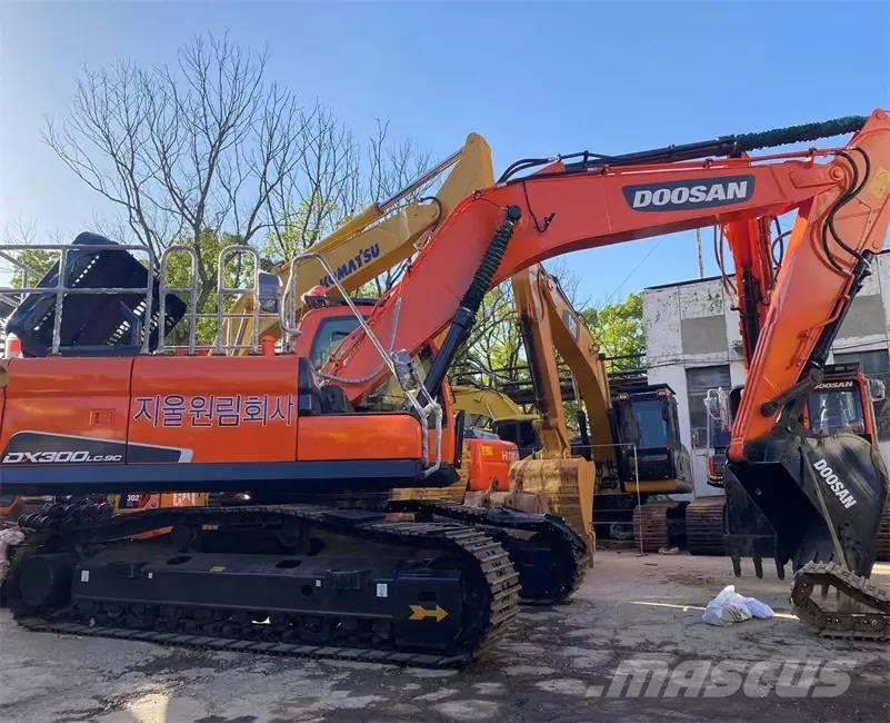 Doosan DX300LC-9C Gravemaskiner på larvebånd