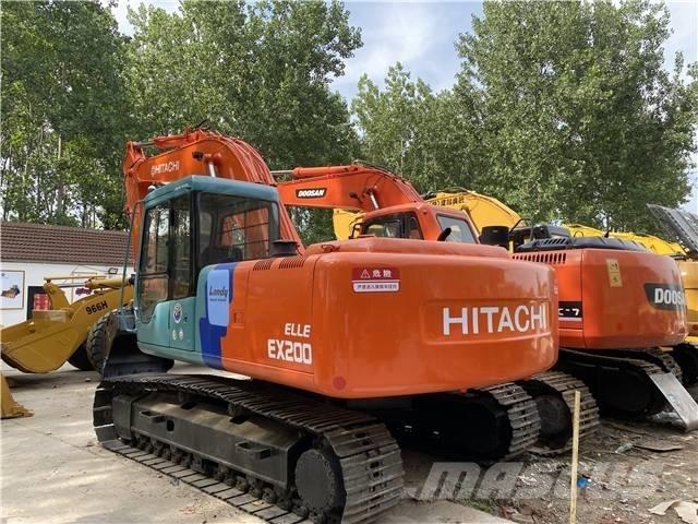 Hitachi EX200-3 Gravemaskiner på larvebånd