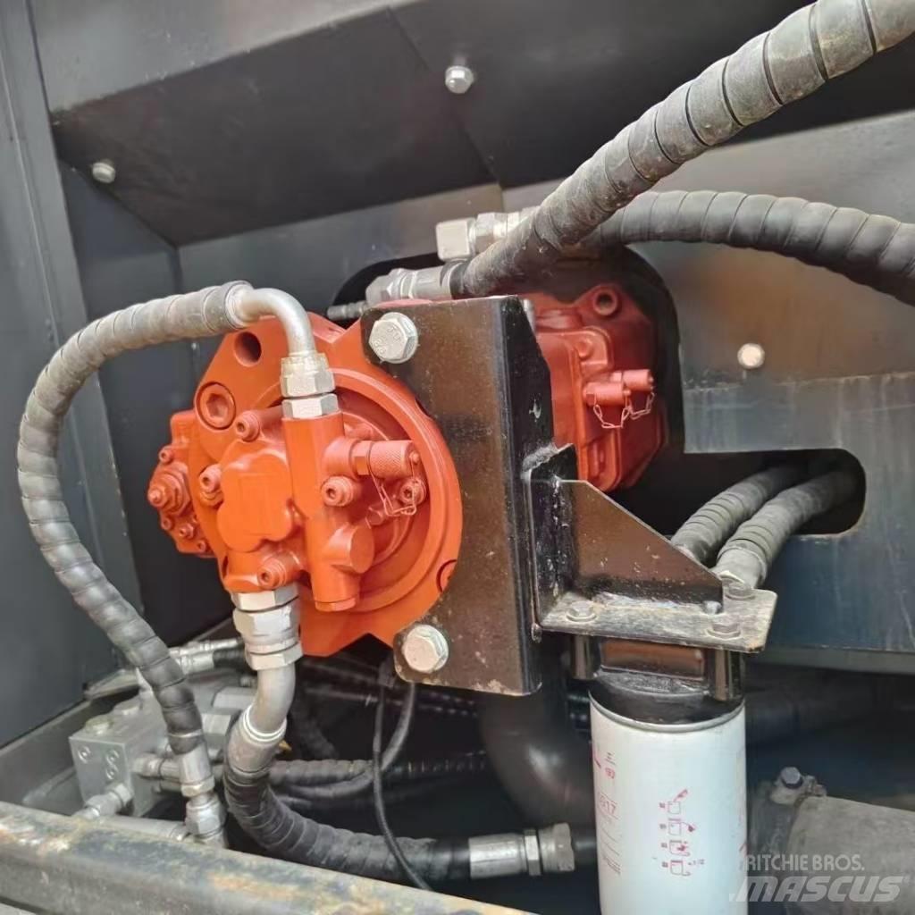 Hyundai 220-9S Gravemaskiner på larvebånd