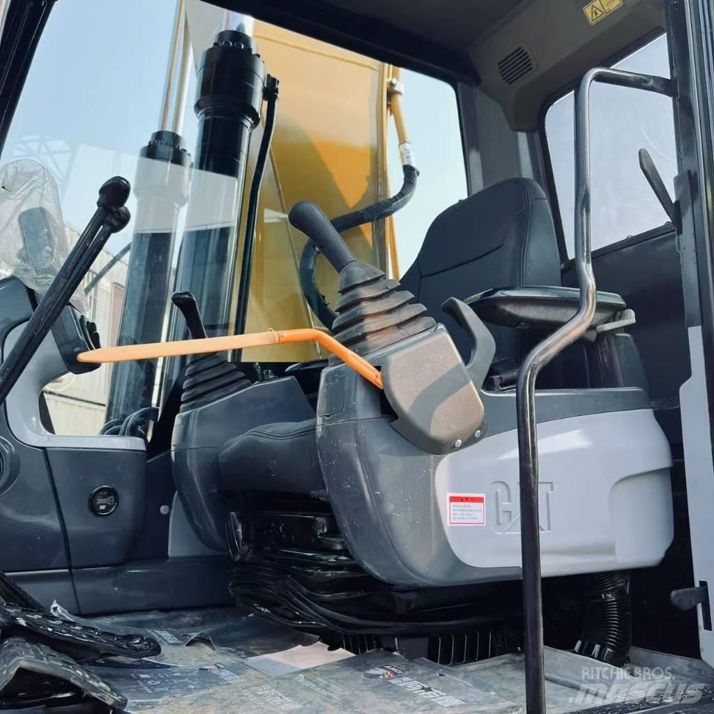 CAT 320 D L Gravemaskiner på larvebånd
