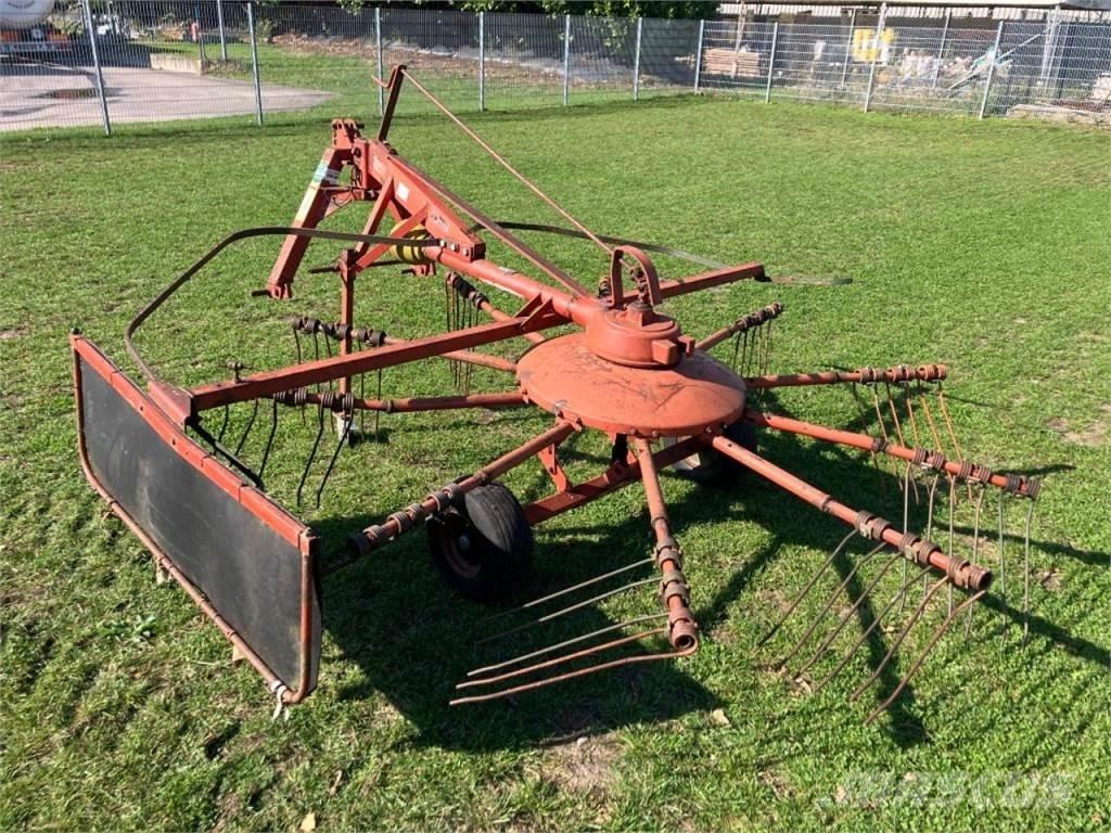 Fella TS 325 Hømaskiner