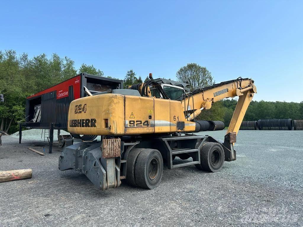 Liebherr A 924C-HD Gravemaskiner på hjul