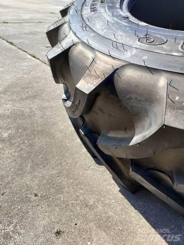 Firestone 460/70R24 Hjul, Dæk og Fælge