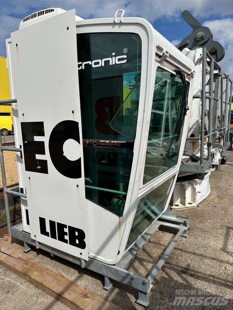 Liebherr 150 ECB 8 Tårn kraner