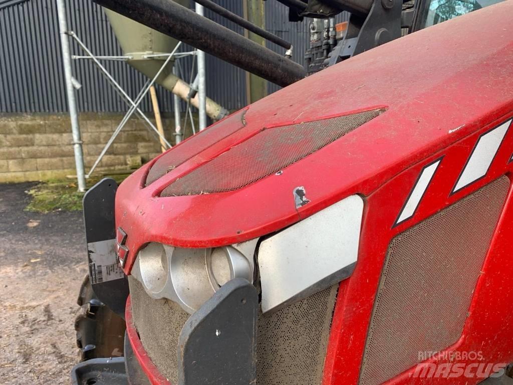 Massey Ferguson 5440 Traktorer