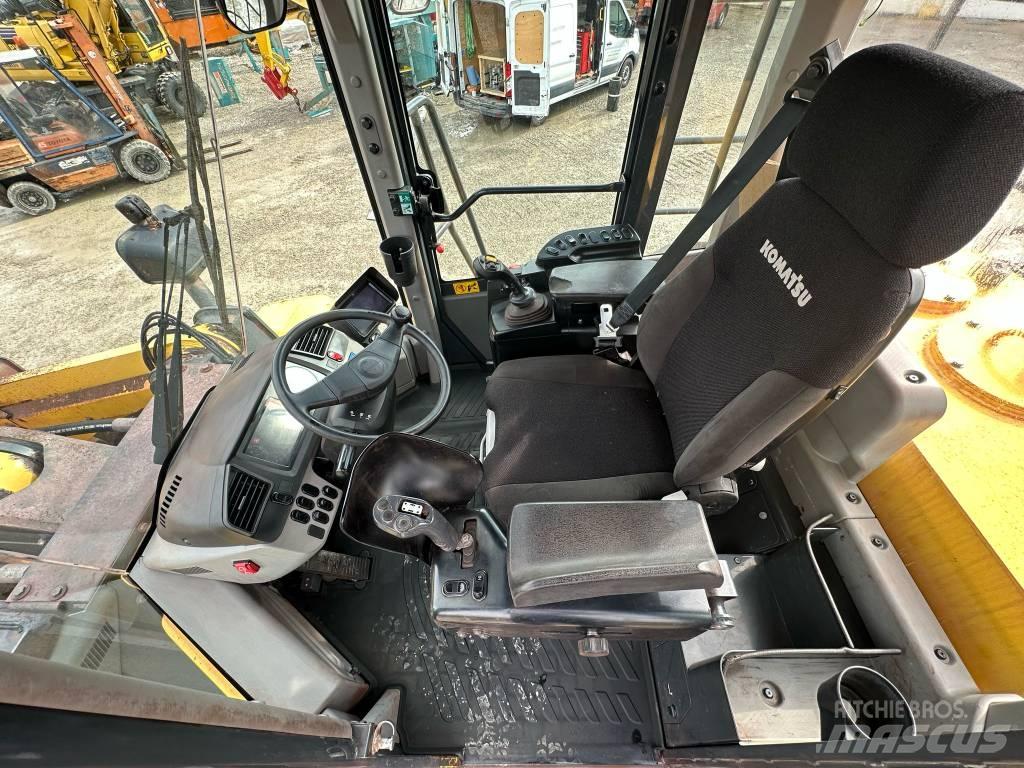 Komatsu WA 500-7 Læssemaskiner på hjul