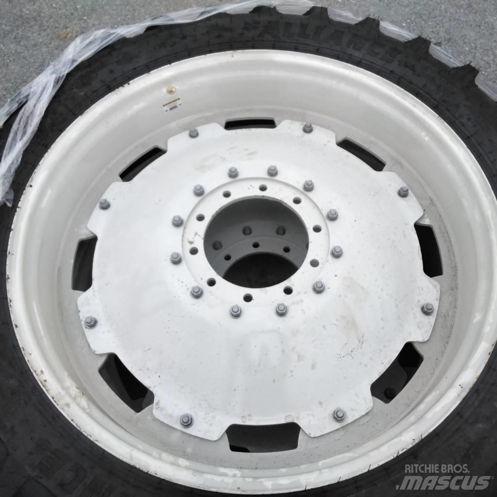 Alliance 300/95R46 Hjul, Dæk og Fælge
