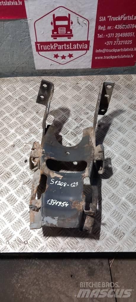 Scania 94 D.   1391954 Chassis og suspension