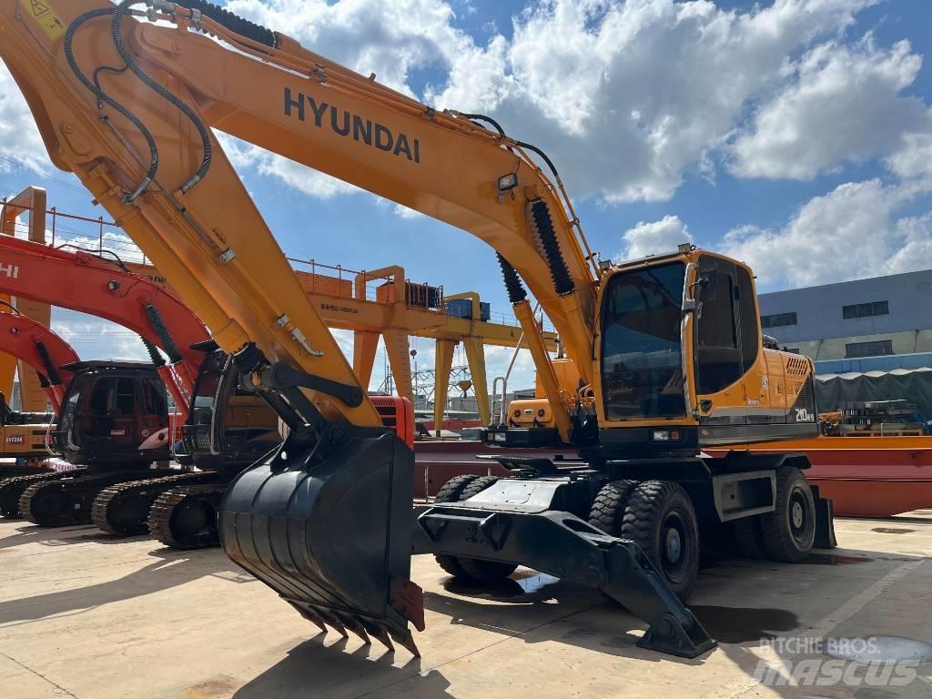 Hyundai R210W Gravemaskiner på hjul