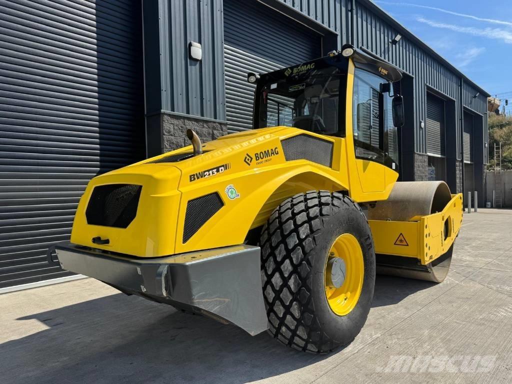 Bomag BW 213 D H-2 Enkelt tromle