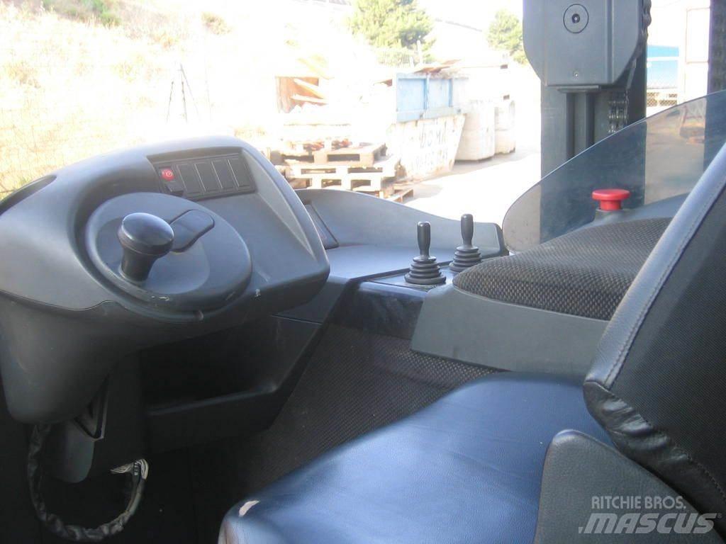 Linde R14 03 Reachtruck