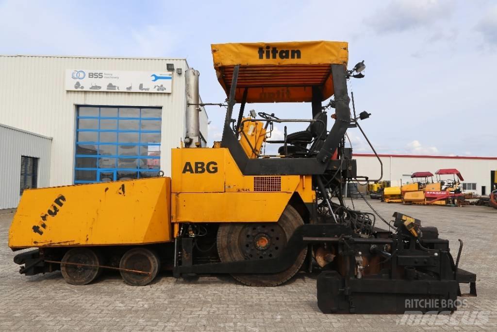 ABG Titan 455 Asfaltudlæggere