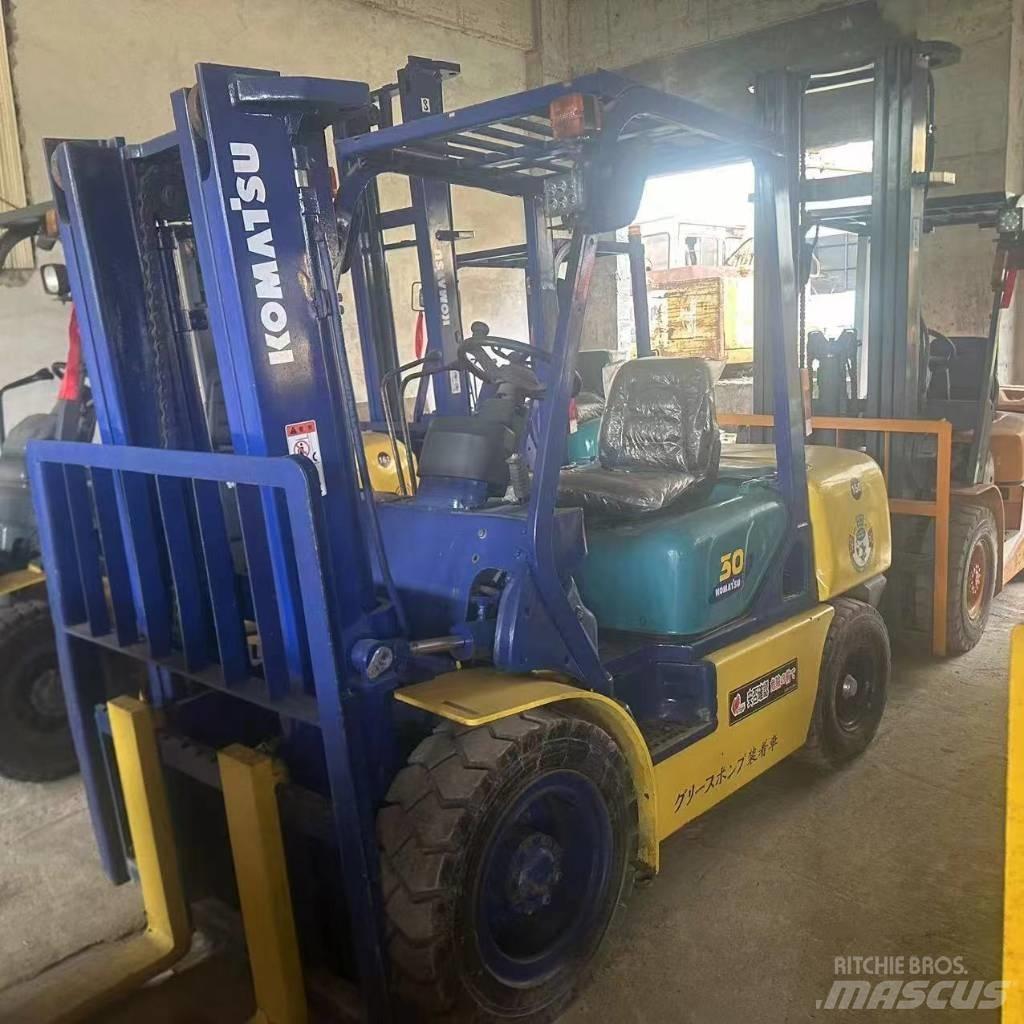 Komatsu F30T Diesel gaffeltrucks