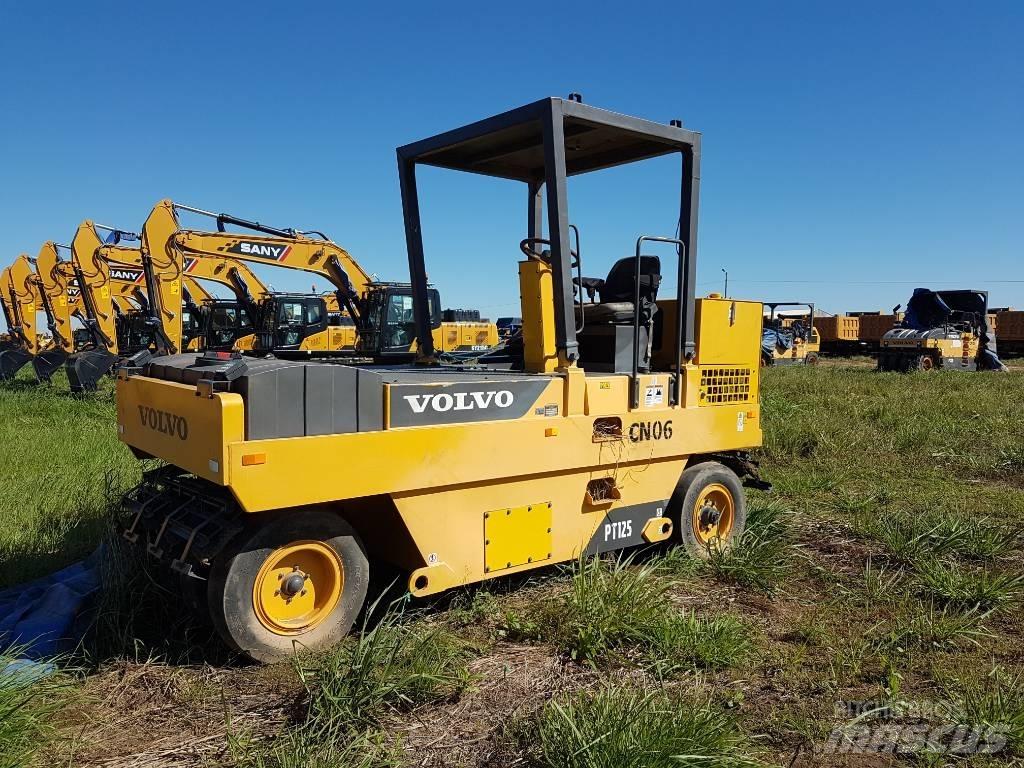 Volvo PT125 Tromle med luftdæk