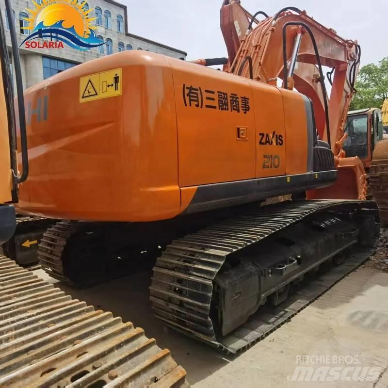 Hitachi ZX 210 Gravemaskiner på larvebånd