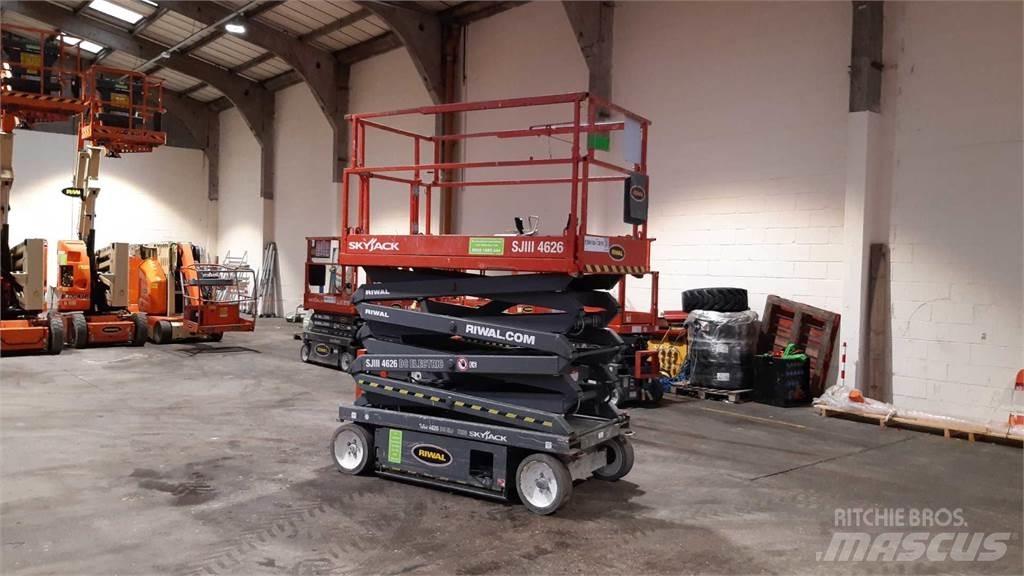 SkyJack SJIII4626 Saxlifte