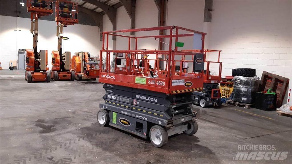 SkyJack SJIII4626 Saxlifte