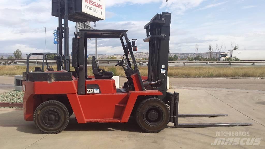 Nissan WF05H70U Diesel gaffeltrucks