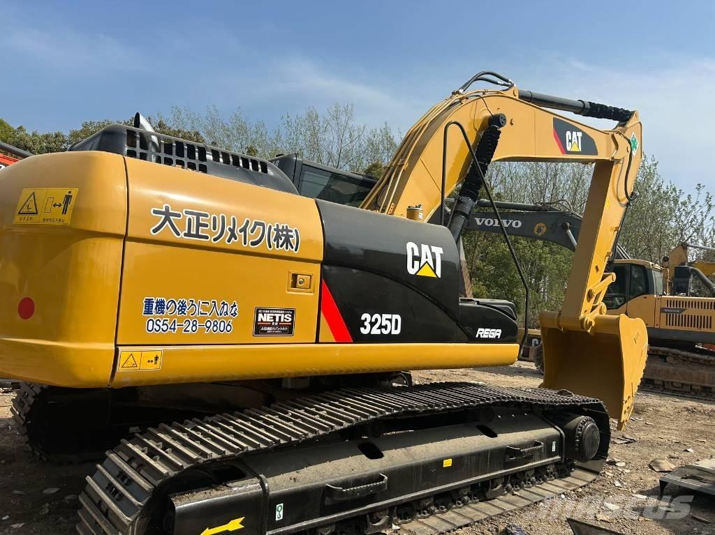 CAT 325 D Midi-gravemaskiner 7t - 12t