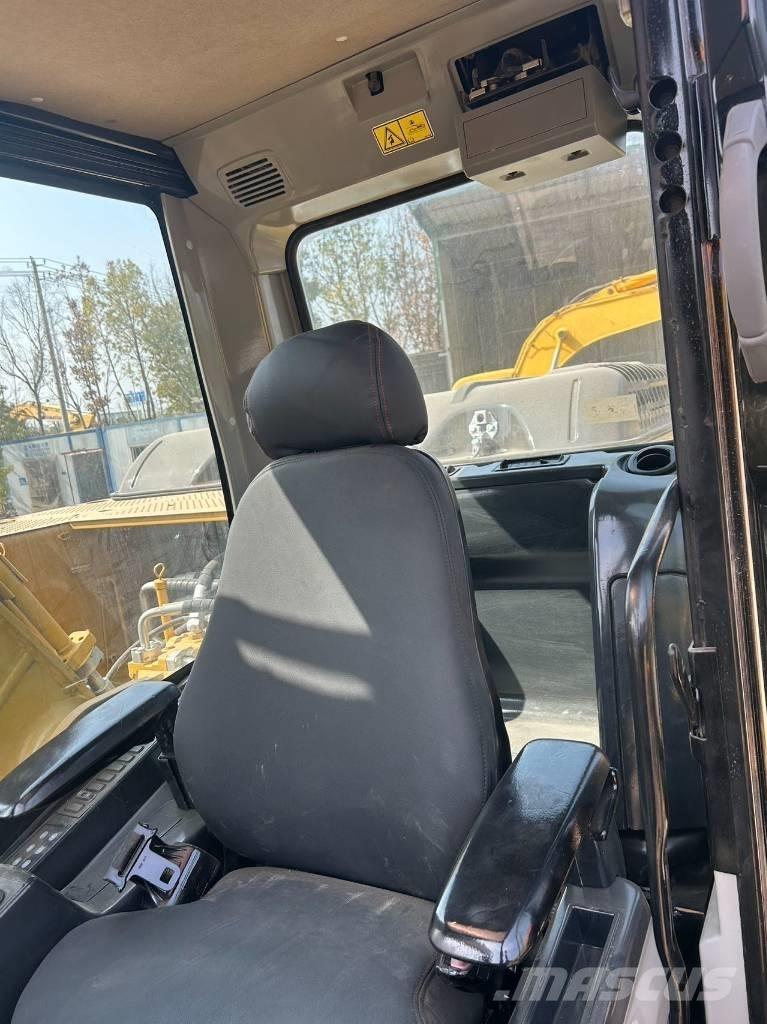 CAT 325 D Midi-gravemaskiner 7t - 12t
